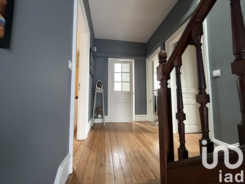 Maison - 178 m² - 8 pièces