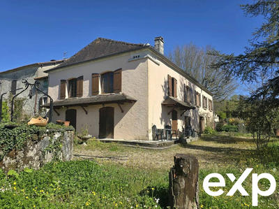 Maison - 190 m² - 10 pièces