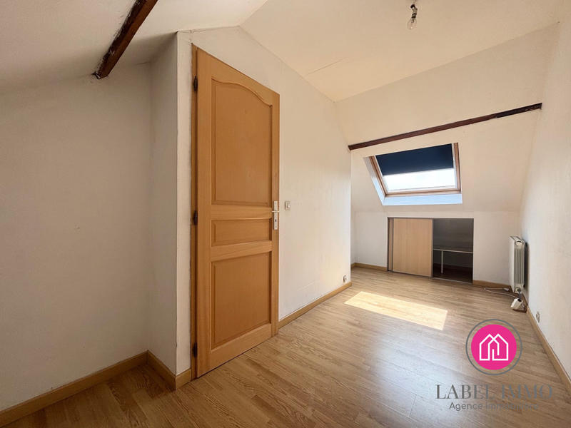 Maison - 100 m² - 7 pièces