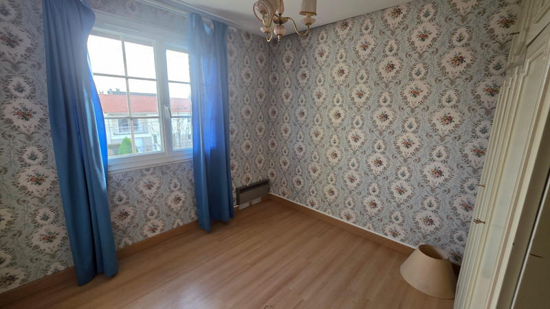 Maison - 80 m² - 5 pièces