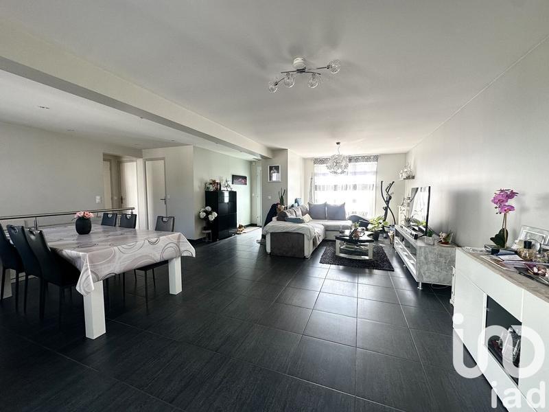 Maison - 117 m² - 5 pièces