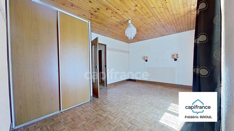 Maison - 151 m² - 7 pièces