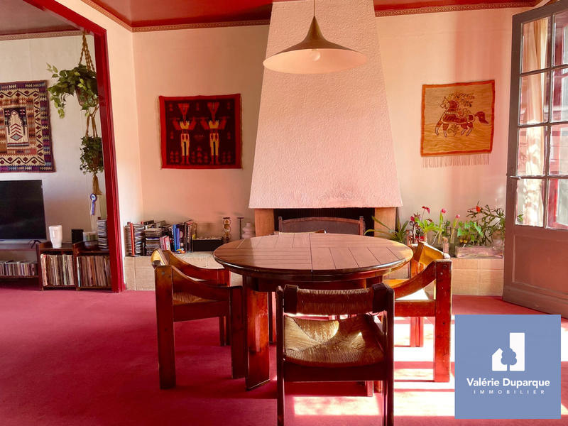 Maison - 200 m² - 6 pièces