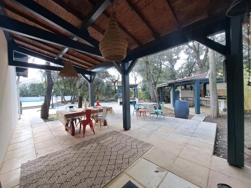 Maison ancienne - 276 m² - 6 pièces