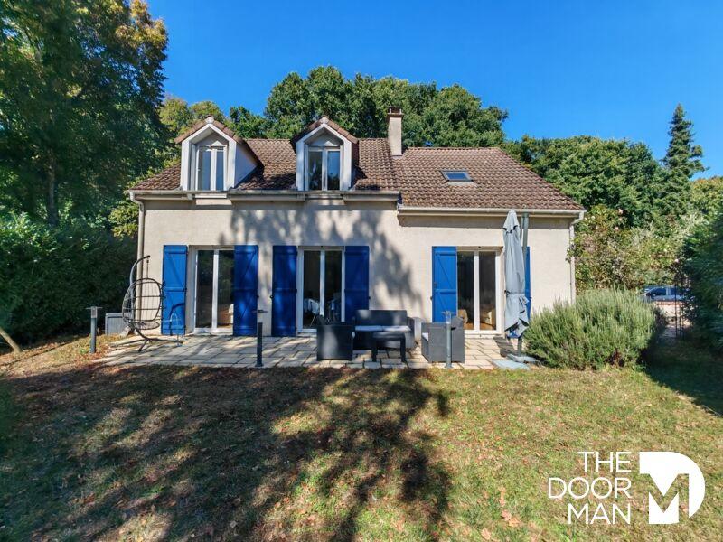 Maison - 135 m² - 6 pièces