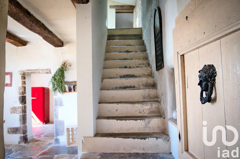 Maison - 243 m² - 9 pièces