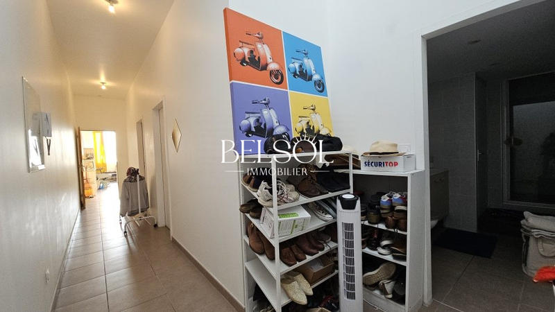 Loft - 95 m² - 3 pièces