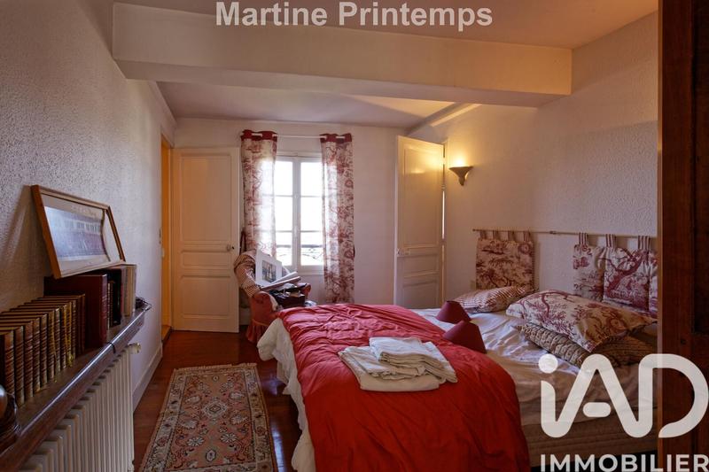Maison - 198 m² - 7 pièces