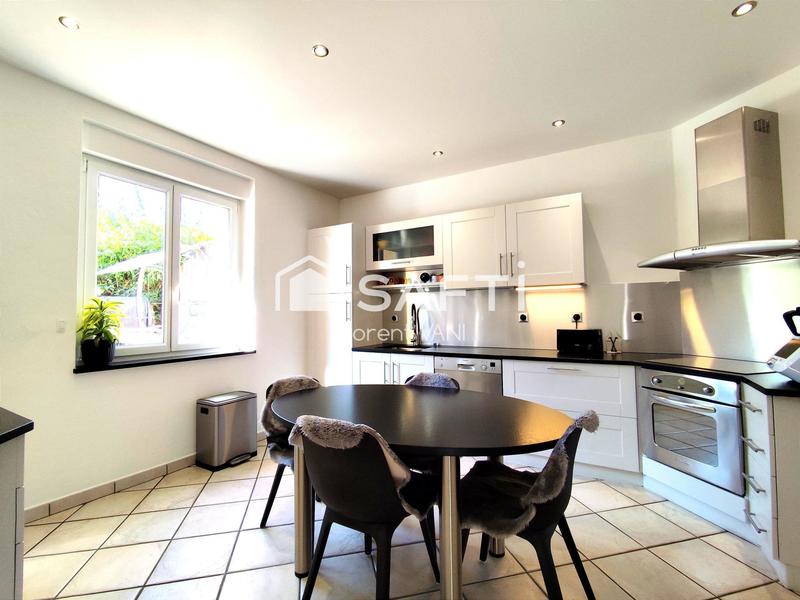 Maison - 150 m² - 9 pièces