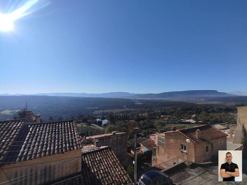 Maison - 92 m² - 3 pièces