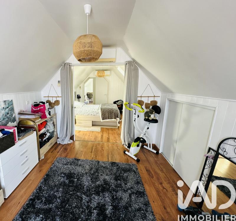 Maison - 93 m² - 4 pièces