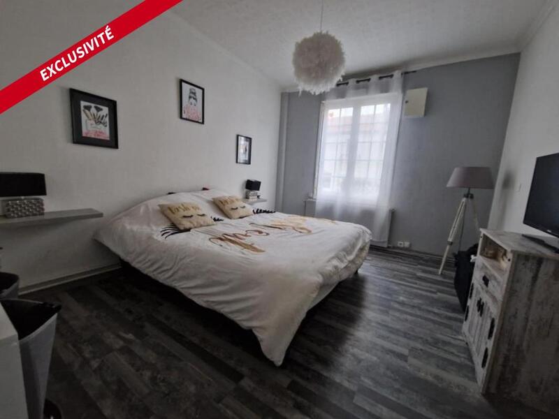 Maison traditionnelle - 136 m² - 6 pièces