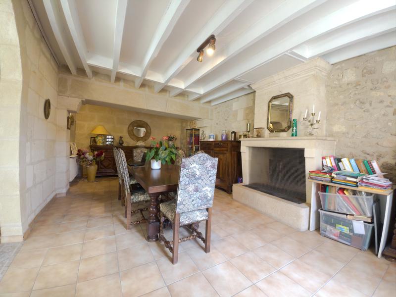 Maison de village - 198 m² - 6 pièces