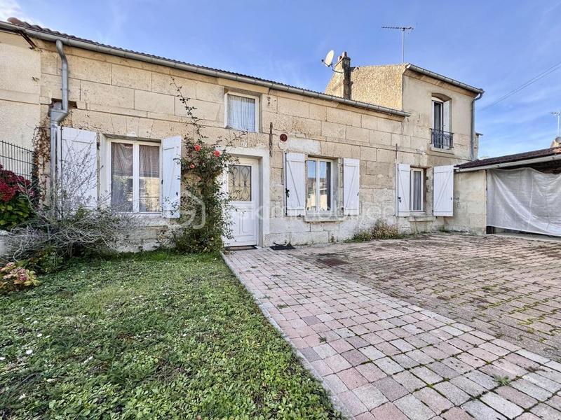 Maison de village - 185 m² - 6 pièces