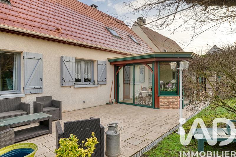 Maison - 147 m² - 9 pièces