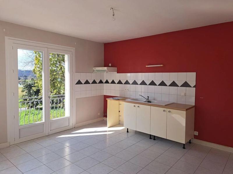 Maison - 200 m² - 8 pièces