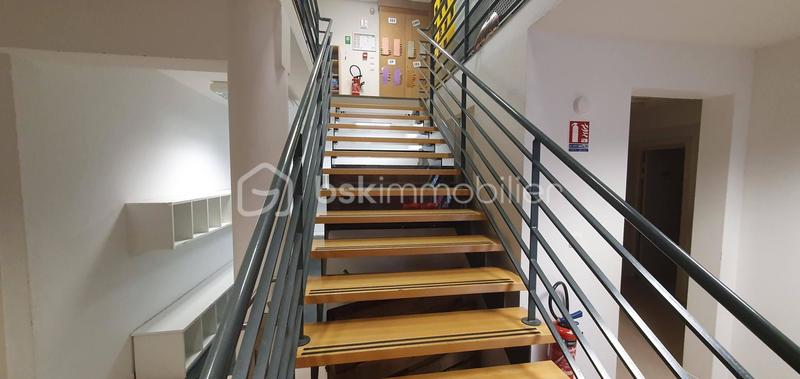 Bureau - 531 m² - 12 pièces