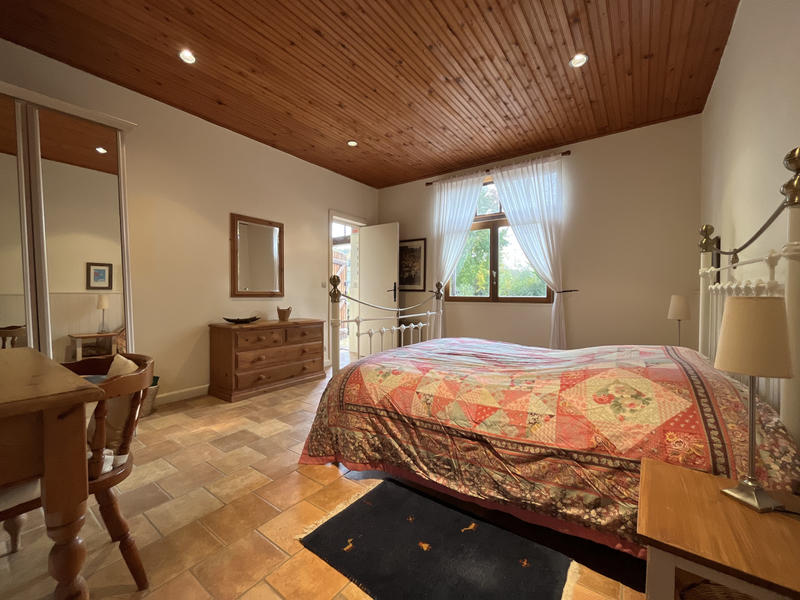 Propriété - 120 m² - 4 pièces