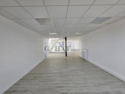 Entrepôt - 424 m²