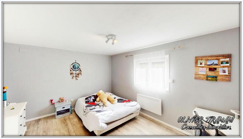 Maison - 204 m² - 10 pièces