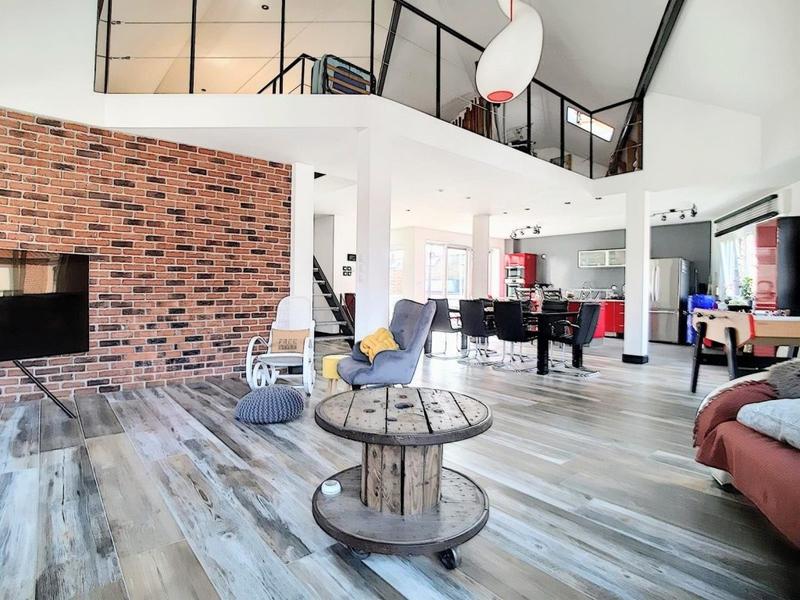 Maison - 160 m² - 4 pièces