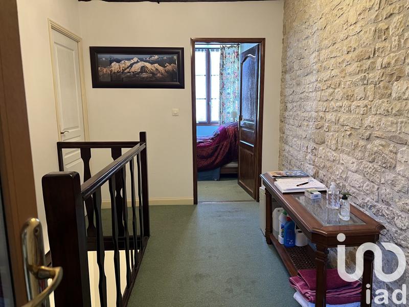 Maison - 237 m² - 11 pièces