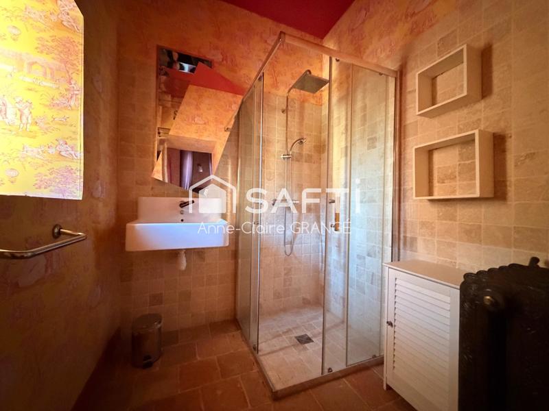 Propriété - 279 m² - 8 pièces