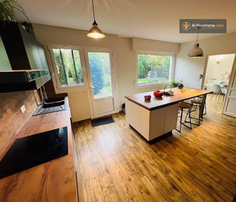 Maison - 135 m² - 6 pièces