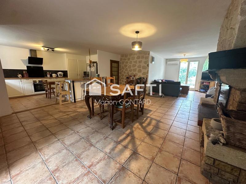 Maison - 140 m² - 6 pièces