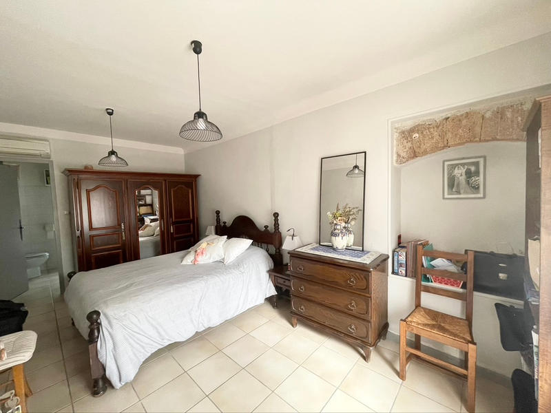 Maison - 218 m² - 8 pièces