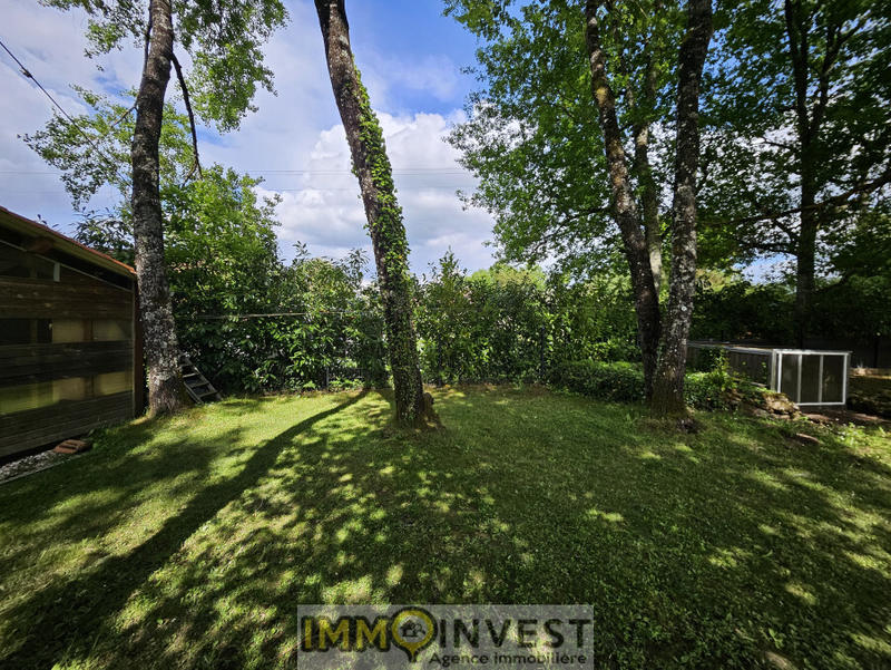 Propriété - 260 m² - 9 pièces