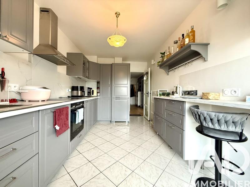 Appartement - 88 m² - 3 pièces