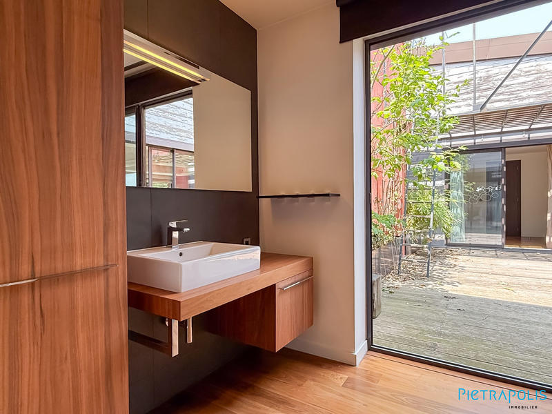 Appartement - 171 m² - 5 pièces