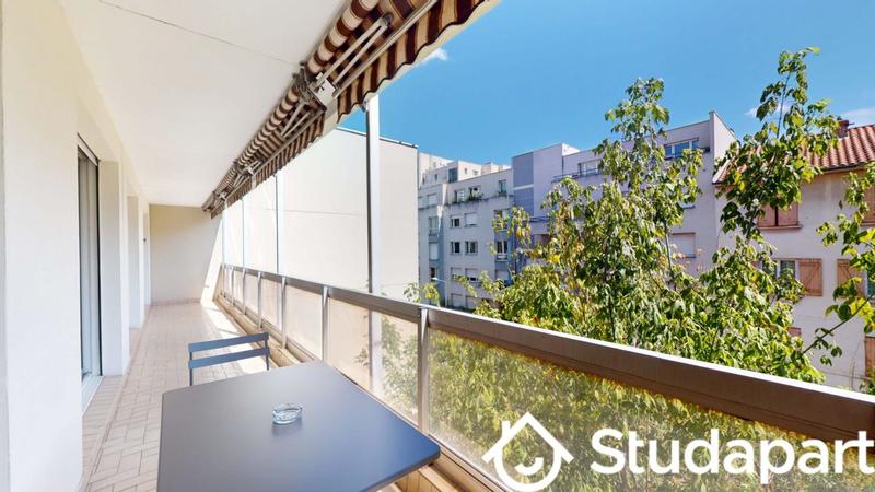 Chambre - 10 m² - 1 pièce