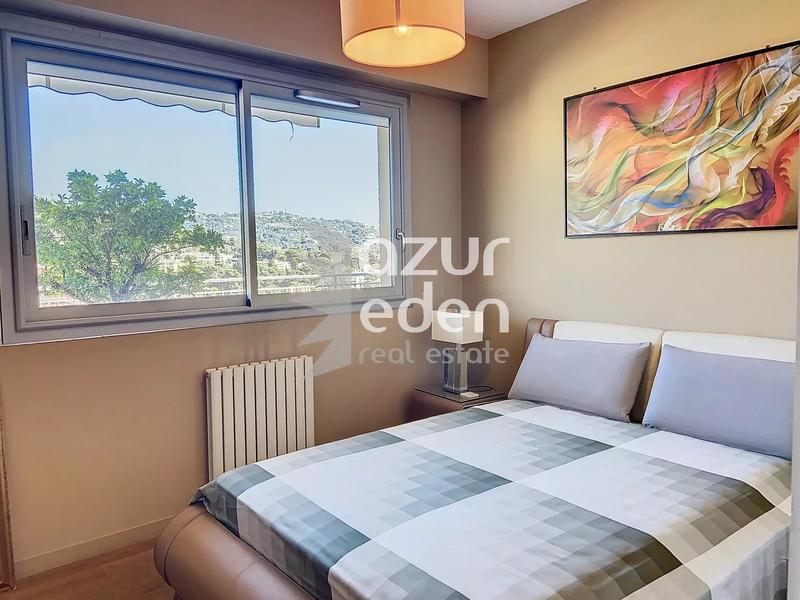 Appartement - 143 m² - 5 pièces