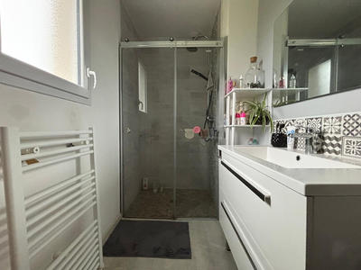 Maison - 70 m² - 5 pièces