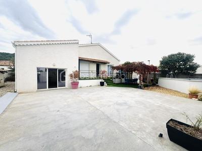 Maison traditionnelle - 125 m² - 5 pièces