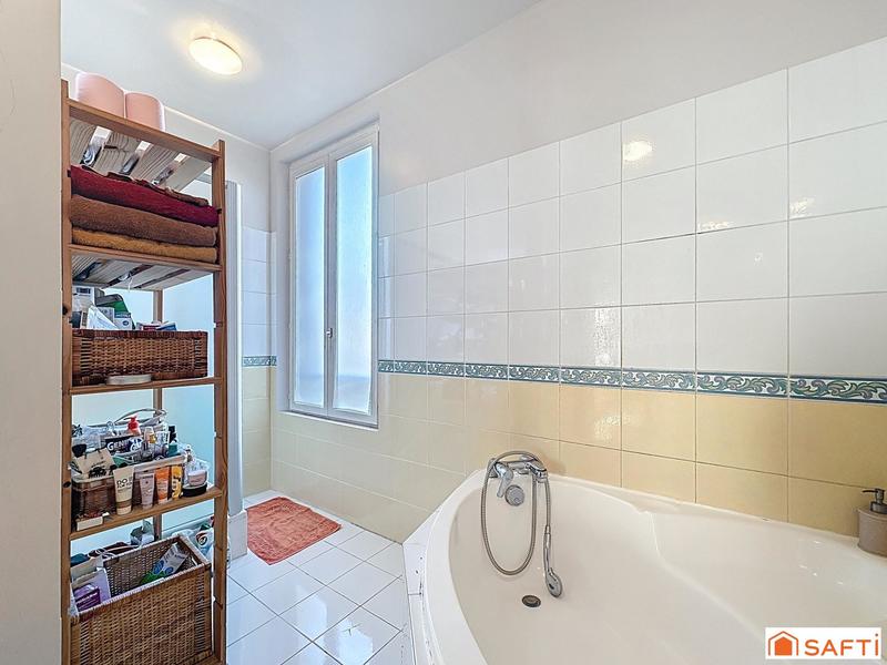 Maison - 183 m² - 9 pièces