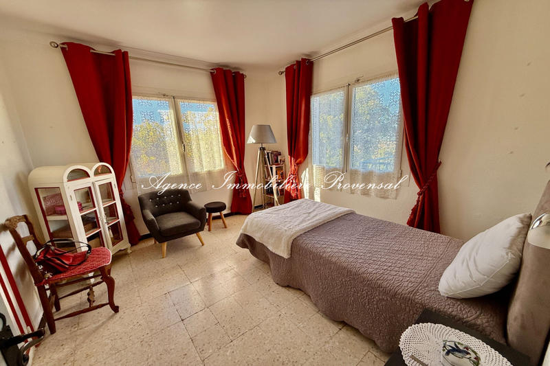 Maison - 168 m² - 2 pièces