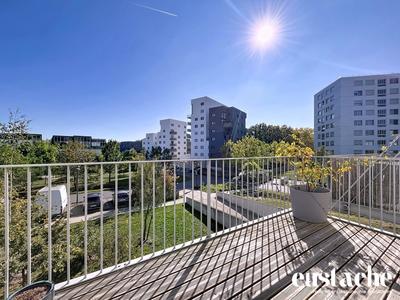 Duplex - 92 m² - 4 pièces