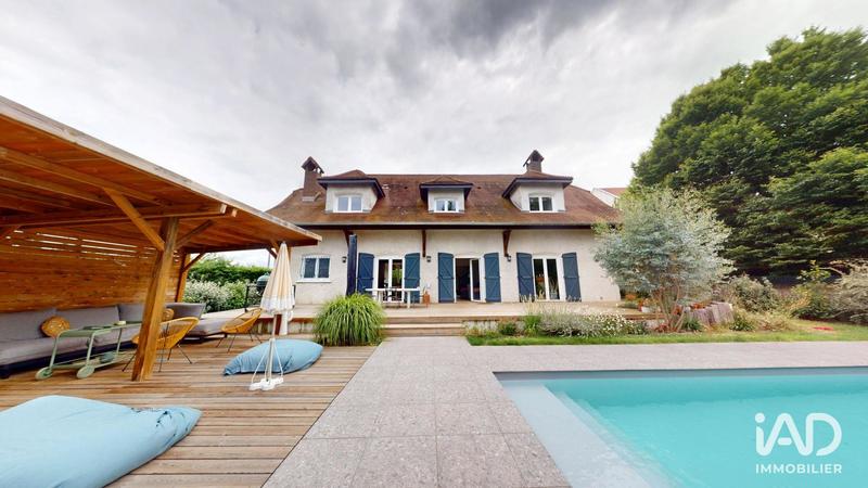 Maison - 190 m² - 4 pièces