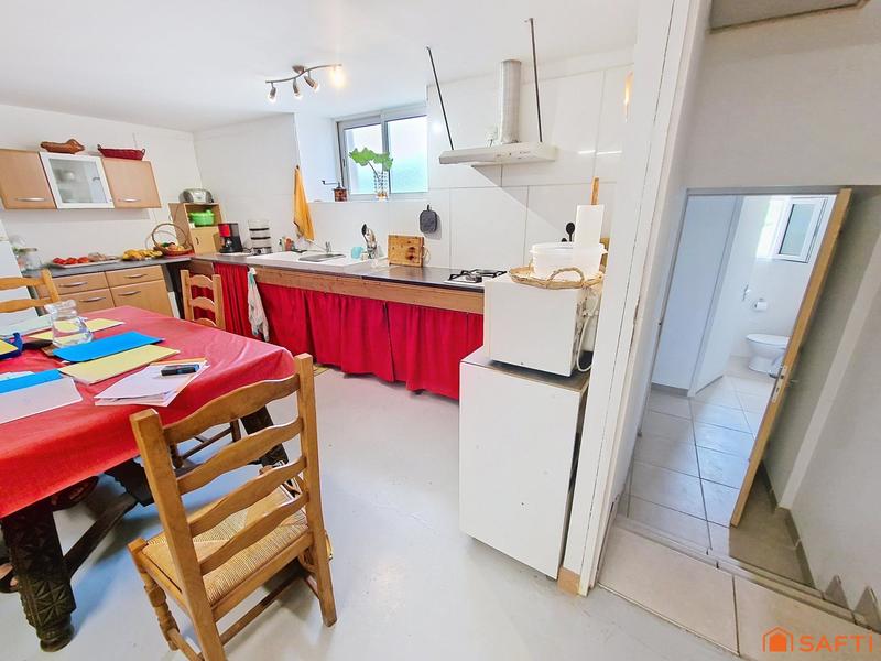 Maison de village - 310 m² - 8 pièces