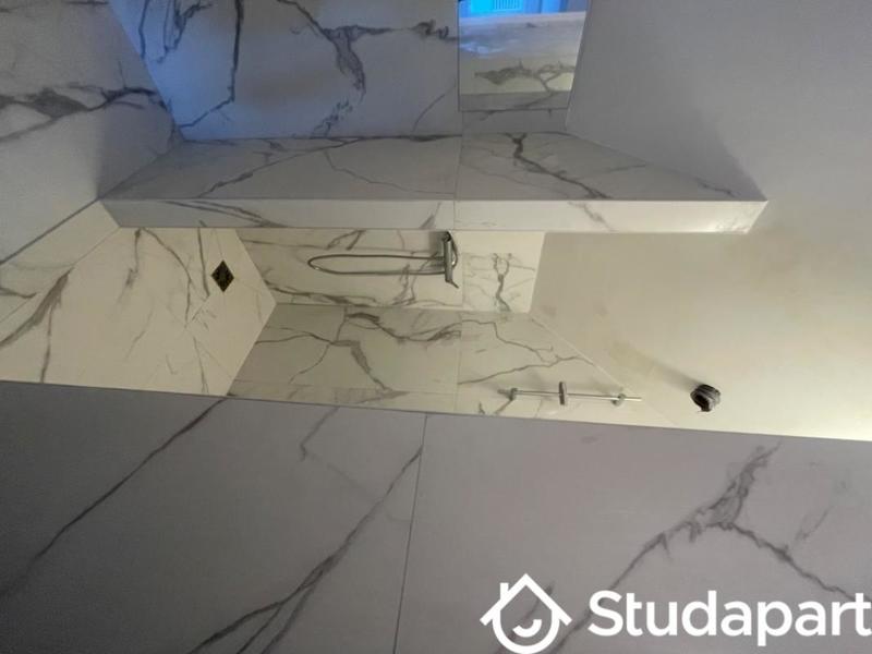 Chambre - 16 m² - 1 pièce