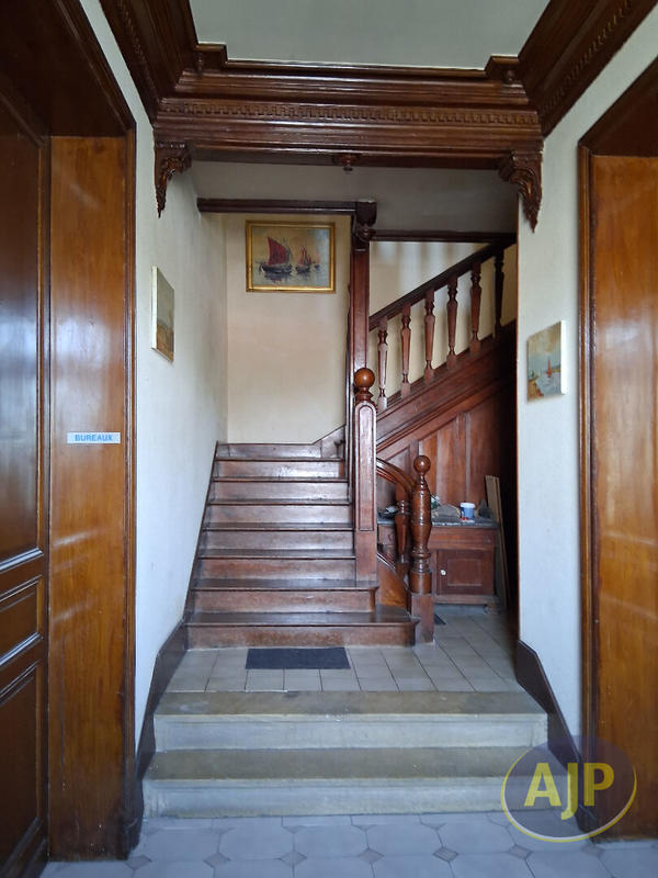 Immeuble - 11 pièces