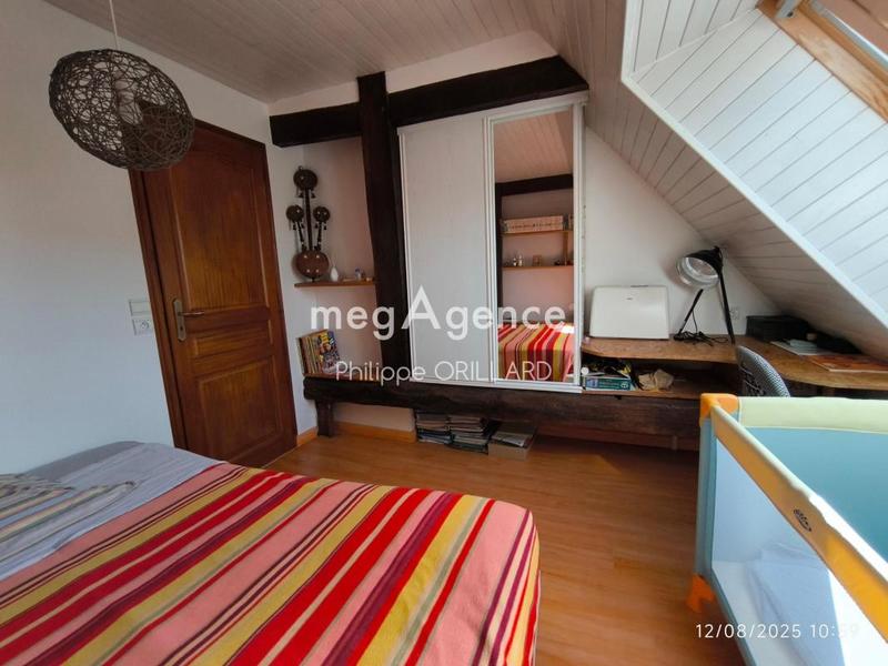 Maison - 137 m² - 8 pièces