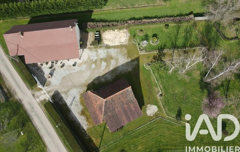 Maison - 190 m² - 8 pièces