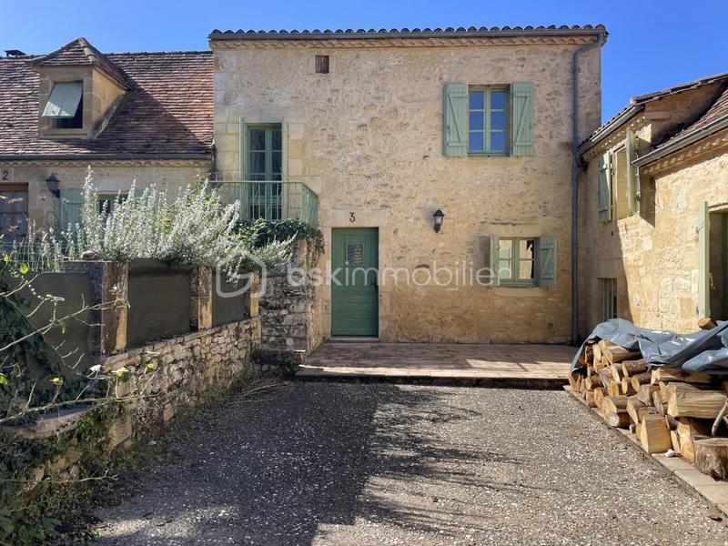 Maison en pierre - 304 m² - 16 pièces