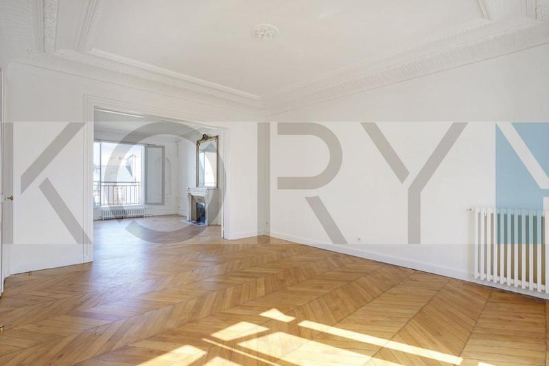 Appartement - 194 m² - 7 pièces