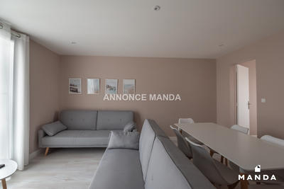 Chambre - 10 m² - 5 pièces