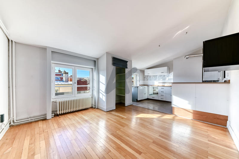 Appartement - 176 m² - 5 pièces